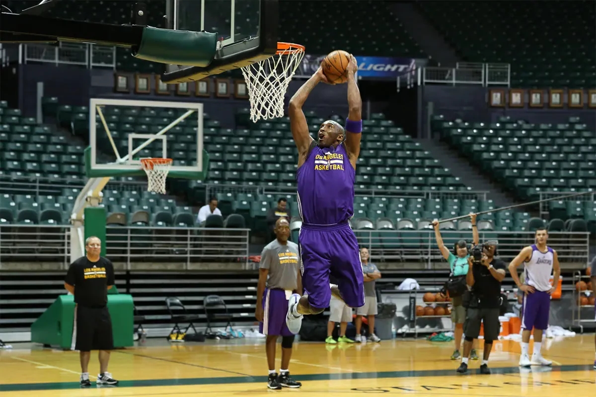 Kings Honor Kobe Bryant With Awesome Lakers-Themed Practice Jerseys 